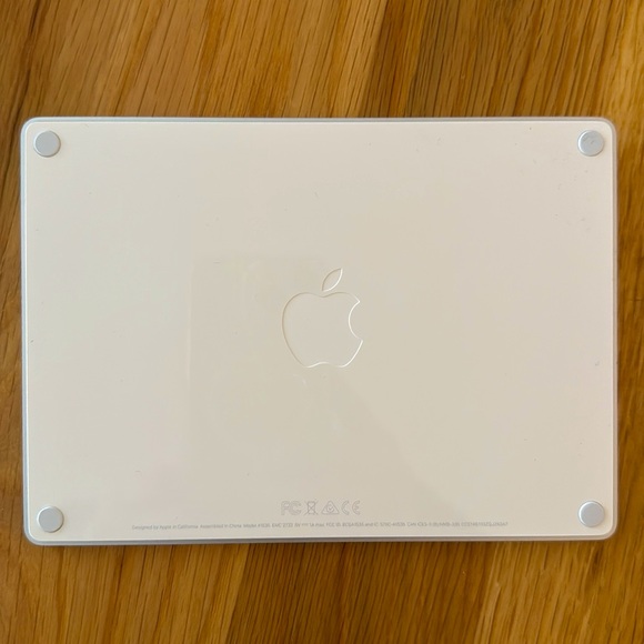 Apple Magic Trackpad - Picture 4 of 5